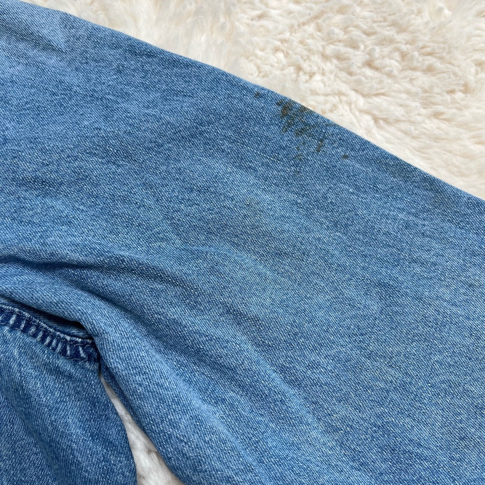 BCBGeneration Cropped Jean Jacket - Picture 8 of 12